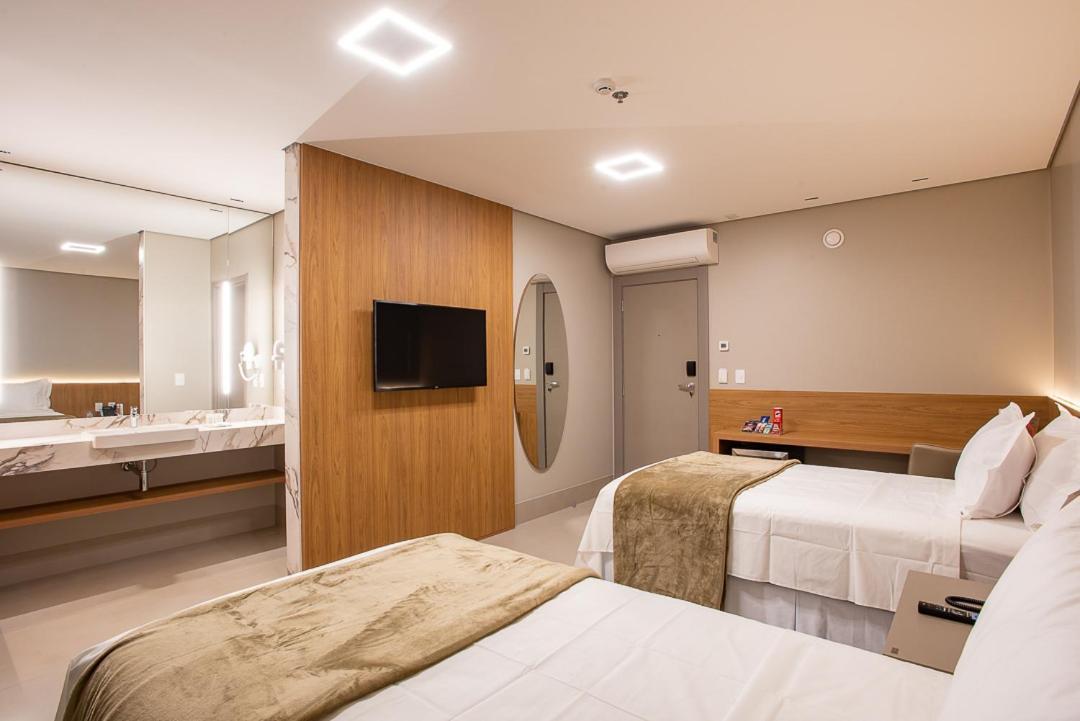 Amazon Aeroporto Hotel Cuiabá Eksteriør billede