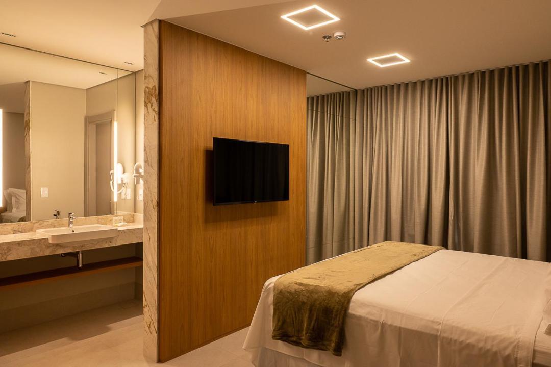 Amazon Aeroporto Hotel Cuiabá Eksteriør billede